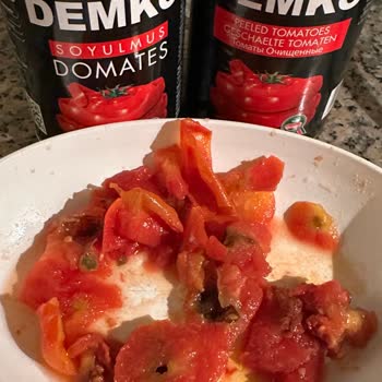 Konserve Domateste Çürük Ve Kalitesiz Ürün Güvenimi Sarstı