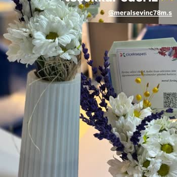 Sipariş Edilen Çiçek Solmuş Ve Görsele Uygun Değil, Yeniden Gönderim Talebi