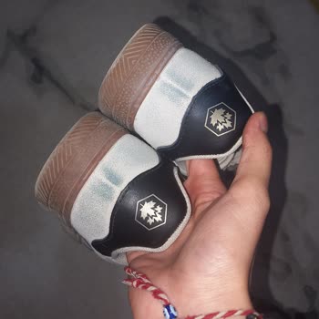 Pantolon Ayakkabıya Renk Veriyor, İade Konusunda Endişeliyim