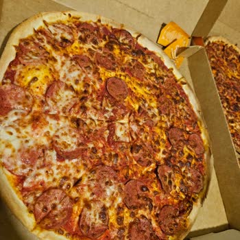 Yanlış Ve Soğuk Pizza Teslimatı Sonrası Çözüm Sunulmadı