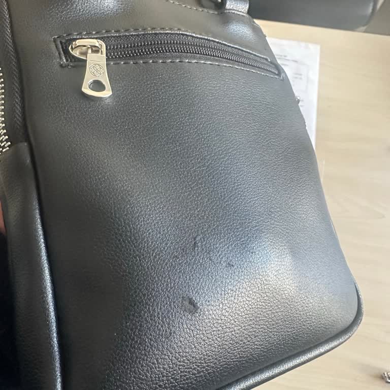 Kısa Sürede Derisi Soyulan Çantamın Değişimini Talep Ediyorum