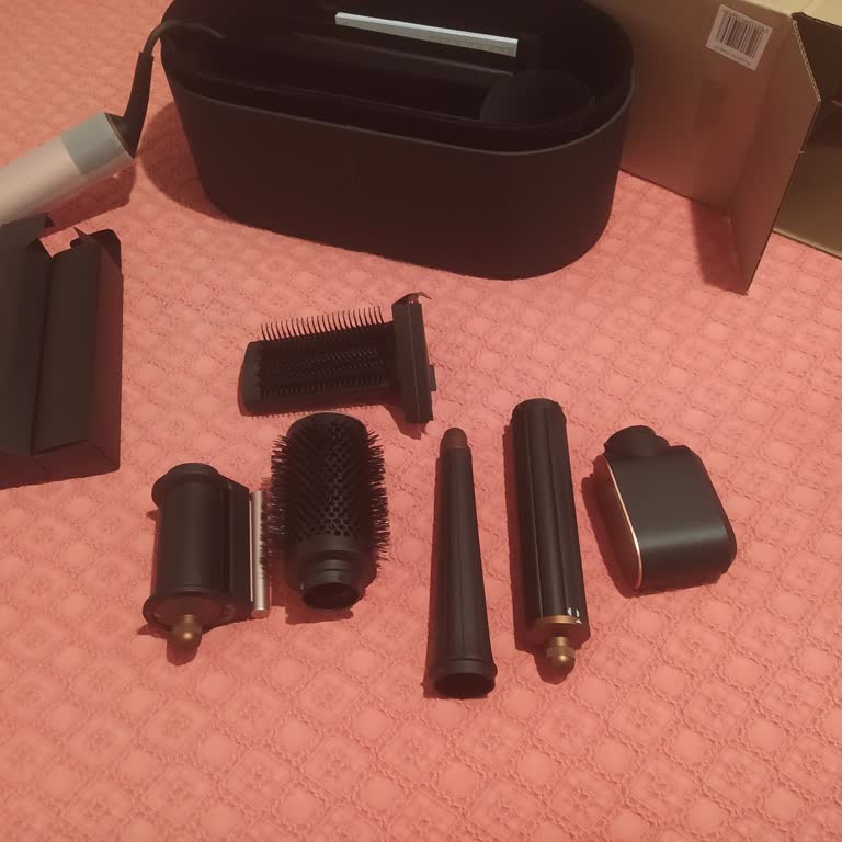 Satın Alınan Dyson Airwrap Setinde Eksik Parça Hayal Kırıklığı Yarattı