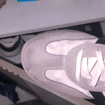 Deichmann Almış Olduğum İki Çift Adidas Ayakkabı Şikayeti