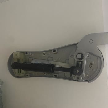 Samet A. Ş Mutfak Dolabı Kapak Pistonlarının Arızası Ve Yedek Parça Sorunu!