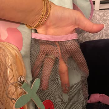 Dayanıklı Diye Aldığım Çantanın Suluk Filesi Kısa Sürede Yırtıldı