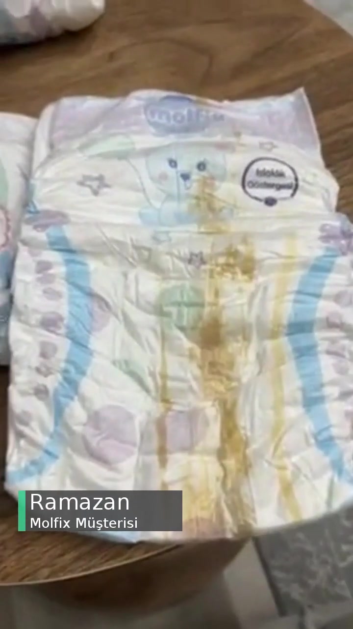 Molfix 6 Numaralı Bezde Leke Sorunu videonun kapak resmi