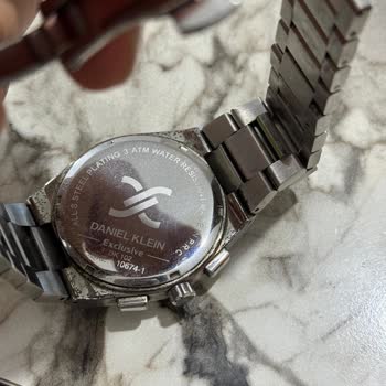 Daniel Klein Saatte Hızlı Kararma Ve Deformasyon Sorunu