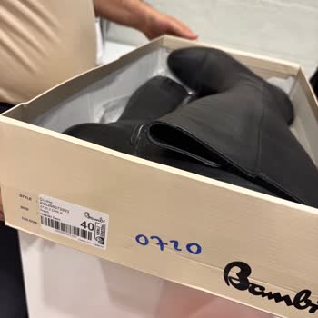 Bambi Mağazasından Gönderilen Çizme Farklı Ve Hatalı Çıktı İade Talebim Reddedildi