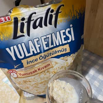 Yulaf Ezmesinde Fare Dışkısına Benzeyen Maddeyle Karşılaştım