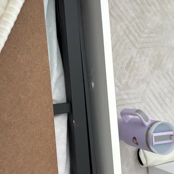 Evname Kırık Yatak ve Eksik Robot Süpürge Parçası İçin Çözüm Bekliyorum