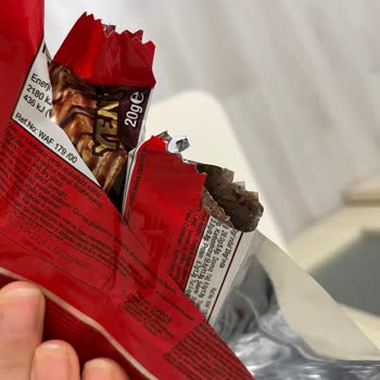 Biscolata Nirvana Paketinde Açık Ürünlerle Karşılaştım