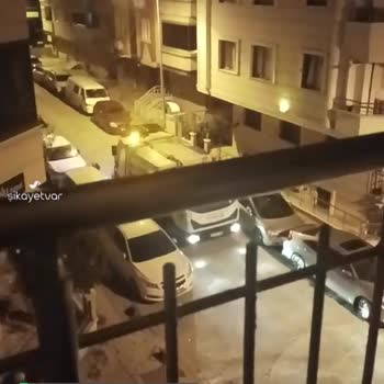 Küçükçekmece Belediyesi Gece Çöp Toplama Sıkıntısı