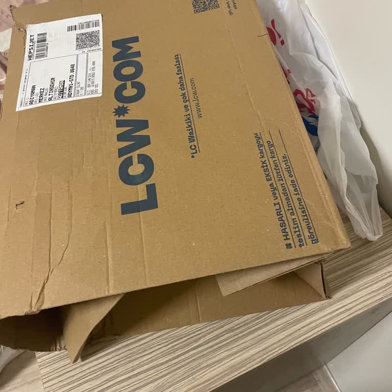 Eksik Gönderilen Pantolon Ve İletişimsizlik Mağduriyeti