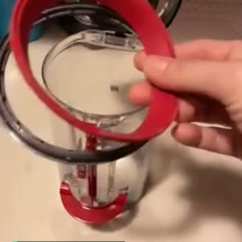 Dyson V10 Kırmızı Silikon Aparatı Çıktı!