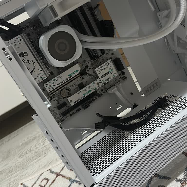 Satın Aldığım Bilgisayarın Sıvı Soğutma Kapağı Eksik Ve Çözüm Sunulmuyor