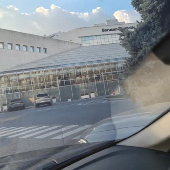 BMW 5.20i Kapı Kolu Kendiliğinden Eridi Servis Ücret İstedi Çözüm Sunulmadı