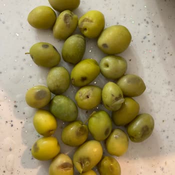 Aldığım Zeytinler Çürük Ve Zedeli Çıktı, Ücret İadesi Yapılmıyor