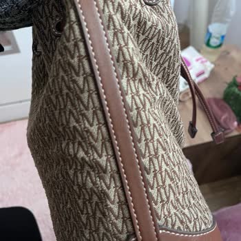 Kısa Sürede Deforme Olan Çanta İçin Para İadesi Talebime Dönüş Yapılmadı