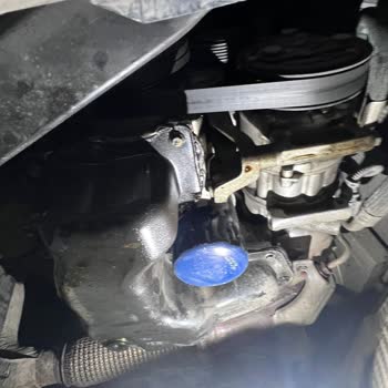 Yetkili Servis Bakım Hatası Sonrası Yağ Kaçağı Ve Mağduriyet