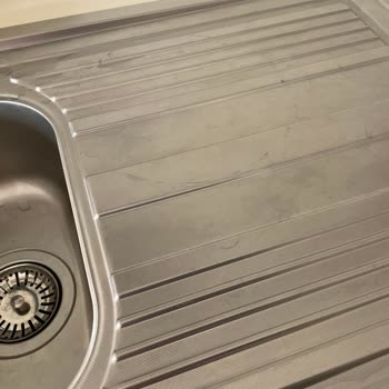 Franke Çelik Evyede İlk Günden Lekeler Ve Paslanma Sorunu