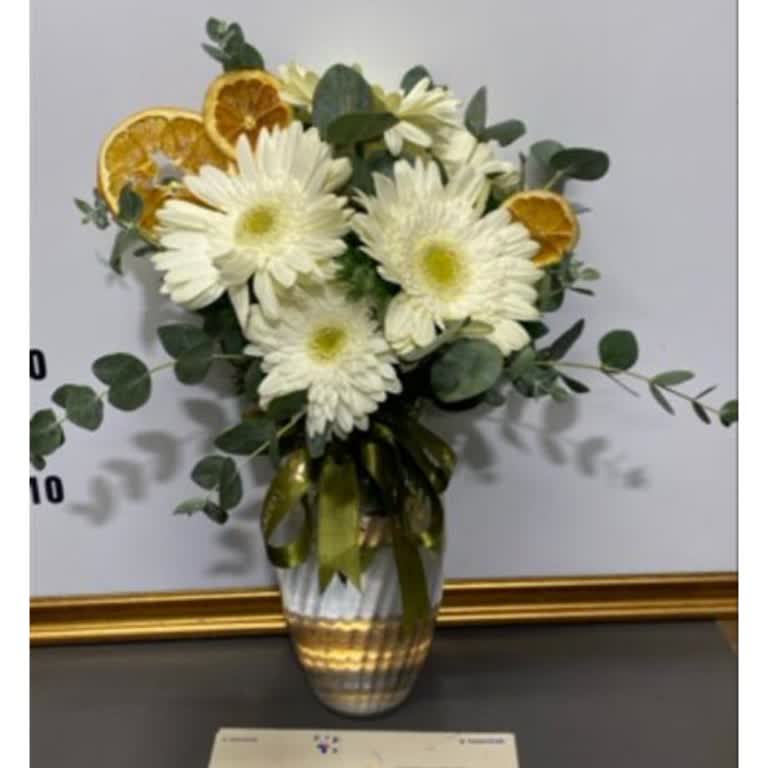 Yanlış Renk Çiçek Ve Ulaşılamayan Müşteri Hizmeti Mağduriyeti