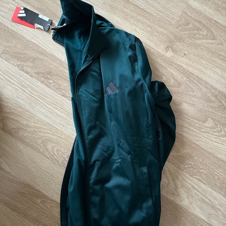 Eksik Gönderilen Eşofman Takımı Sorunu Çözülemiyor