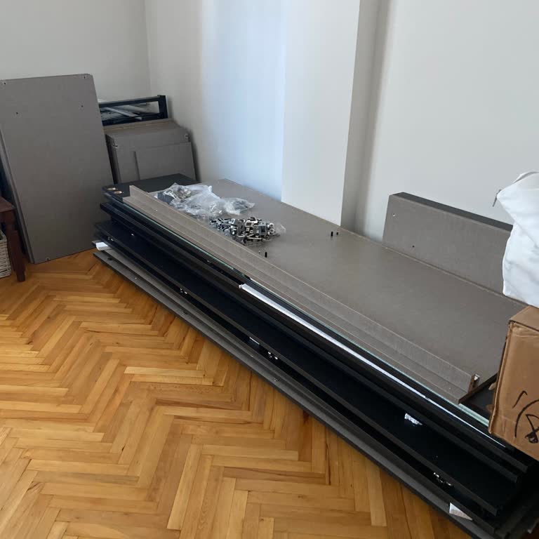 Enza Home Gardırop Teslimatında Kırık Parça Mağduriyeti Ve Çözüm Eksikliği!