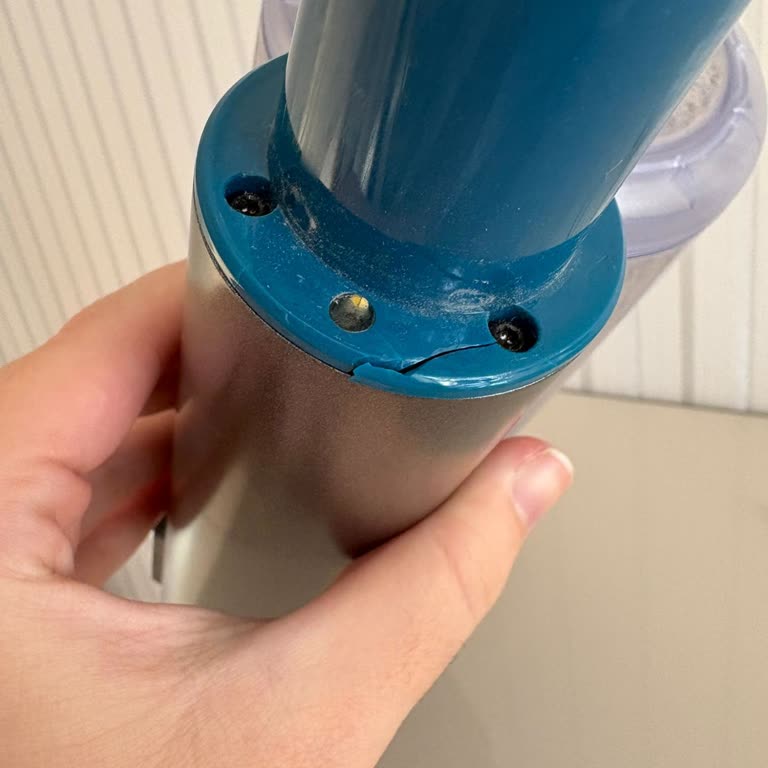 Philips 8000 Serisi Süpürgede Sürekli Parça Kırılması Ve Çözüm Eksikliği