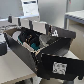 Kullanılmış Ayakkabı Gönderildi, İade Ve Çözüm Talebim Karşılanmadı