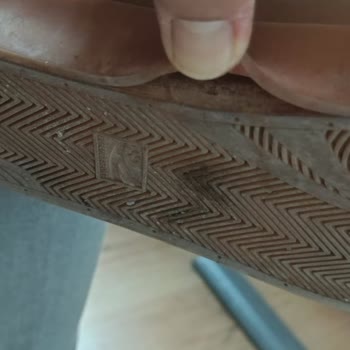 Superga Kısa Sürede Deforme Olan Ayakkabı Ve İletişimsiz Destek Süreci Hayal Kırıklığı Yarattı!
