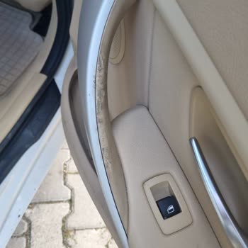 BMW 320d Xdrive Kapı Kolu Deformasyonu Ve Müşteri Hizmetleri Sorunu