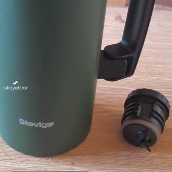 1.5 Litre Stevig Termos Kapağında Sıkışma!