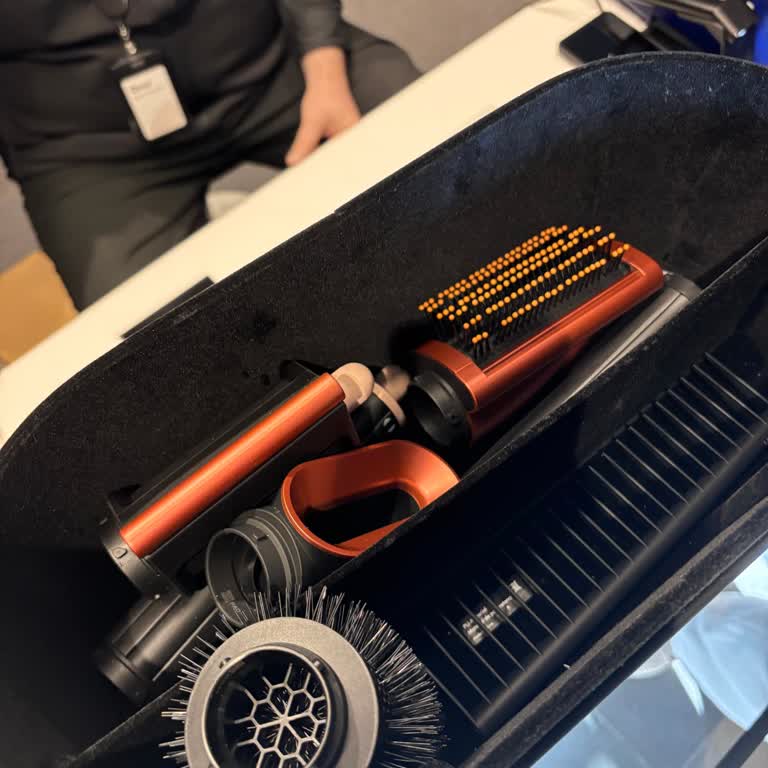 Dyson Airwrap Cihazımın Başlıkları Yerine Oturmuyor, Çözüm Sağlanmadı