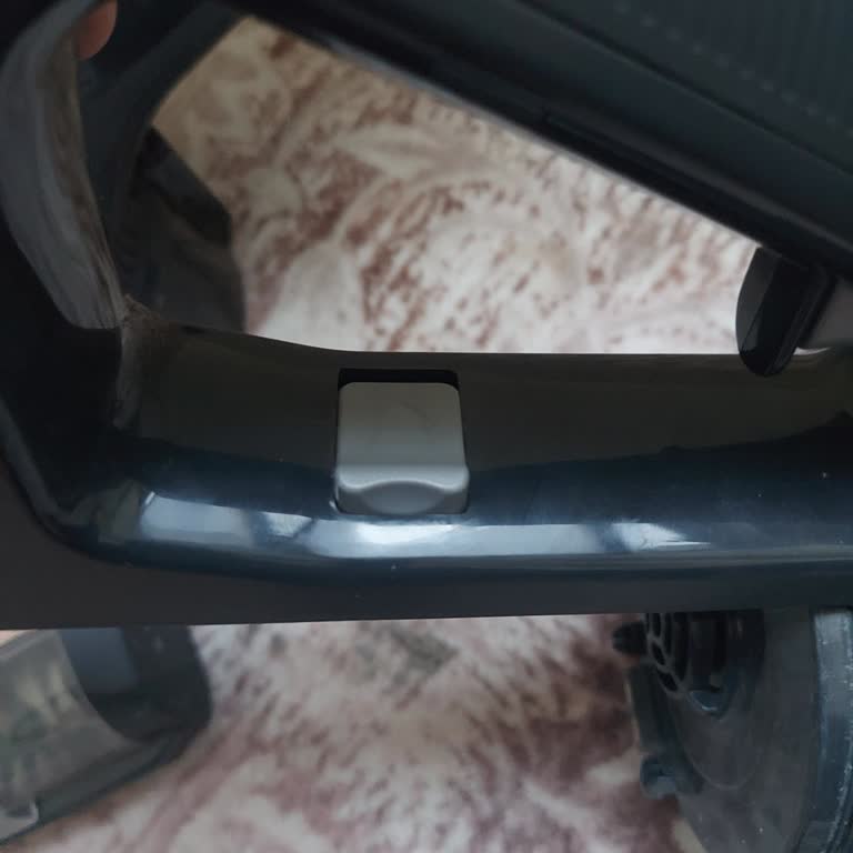 Karaca Dikey Süpürge Toz Haznesi Kilidi Kırıldı, Yedek Parça Temini Sorunu