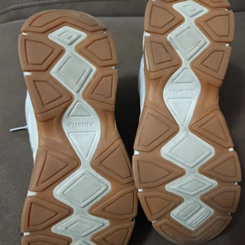 Küçük Numara Ayakkabı Değişimi Reddedildi Mağdur Oldum