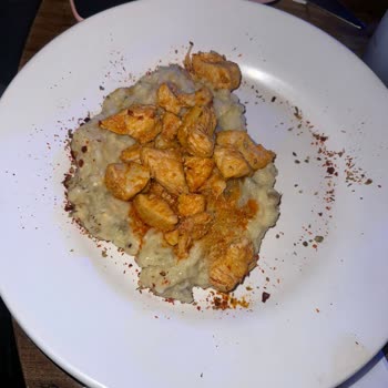 Hijyen Sorunları Ve Baskıcı Personel Nedeniyle Yaşanan Olumsuz Mekan Deneyimi