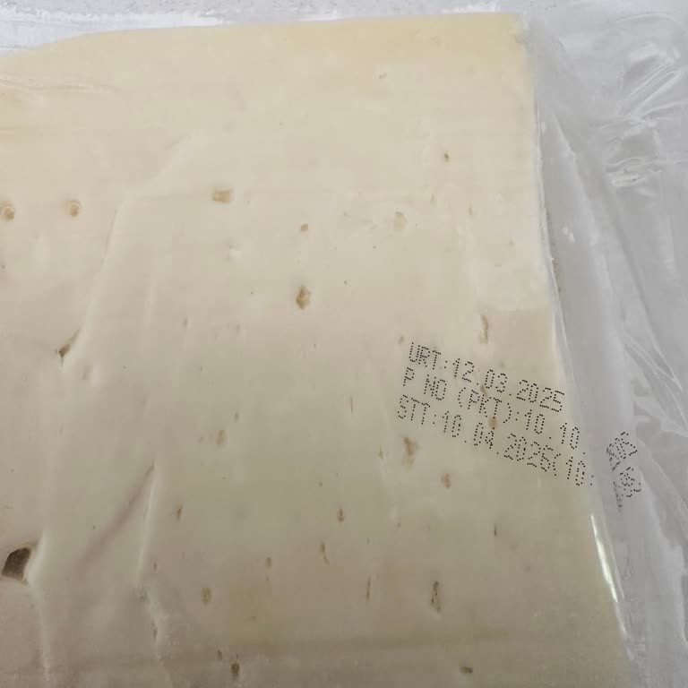 Şok Marketler Bozuk Peynir Satışı Ve Geri Dönüş Eksikliği Mağduriyeti