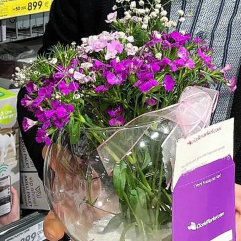 Çiçek Sepeti Çiçek Sepeti Gönderilen Çiçek Siparişi Seçtiğim Ürünle Uyuşmuyor