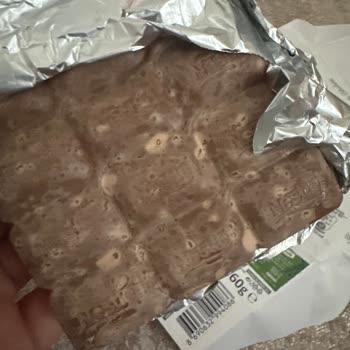 Bozuk Çikolata Deneyimi Ve Ürün Güvenliği Endişesi