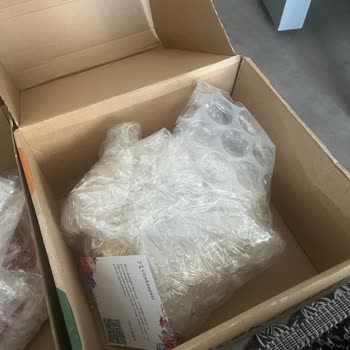Hijyenik Olmayan Paketleme Ve Yetersiz Müşteri Desteği Nedeniyle Hediye Siparişinde Hayal Kırıklığı