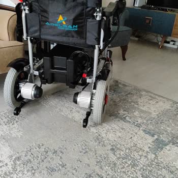 Adelsan Sağlık Ekipmanları Sağ Arka Tekerlek ve Ön Tekerlekten Taktuk Sesler Geliyordu