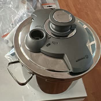 Kırılan Düdüklü Tencere Kapağı İçin Muhatap Bulamıyorum