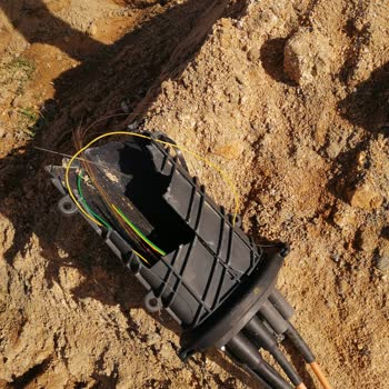 Kopan Kablo Nedeniyle Haftalardır İnternetsiz Kaldım, Çözüm Ve Ücret İadesi Bekliyorum