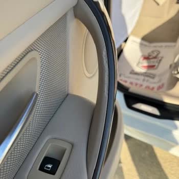 BMW 320d Arka Kapı Kollarında Erime Sorunu