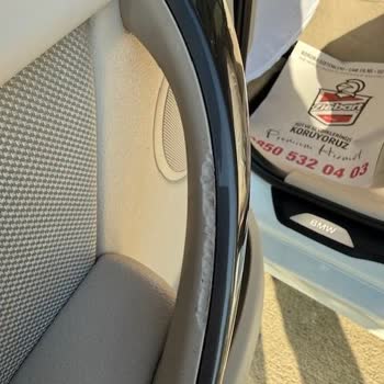 BMW 320d Arka Kapı Kollarında Erime Sorunu