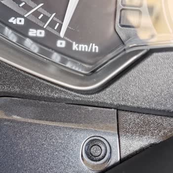 Doğan Trend Otomotiv Kymco Downtown 250i'nin Garanti Kapsamı Dışında Bırakılan Far Camı