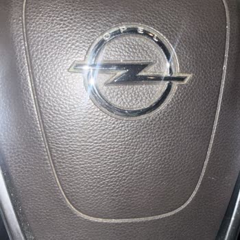 Opel Meriva Airbag Değişiminde Renk Uyumsuzluğu Ve Eksik Bilgilendirme