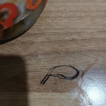 Tukaş Aldığım Turşudan Plastik Parça Çıktı, Sağlığımız Tehlikeye Girdi