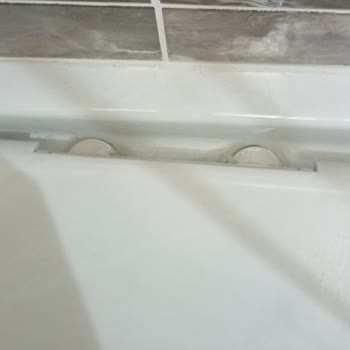 Klozet Kapağı Menteşe Kırılması Nedeniyle Parça Temin Talebi