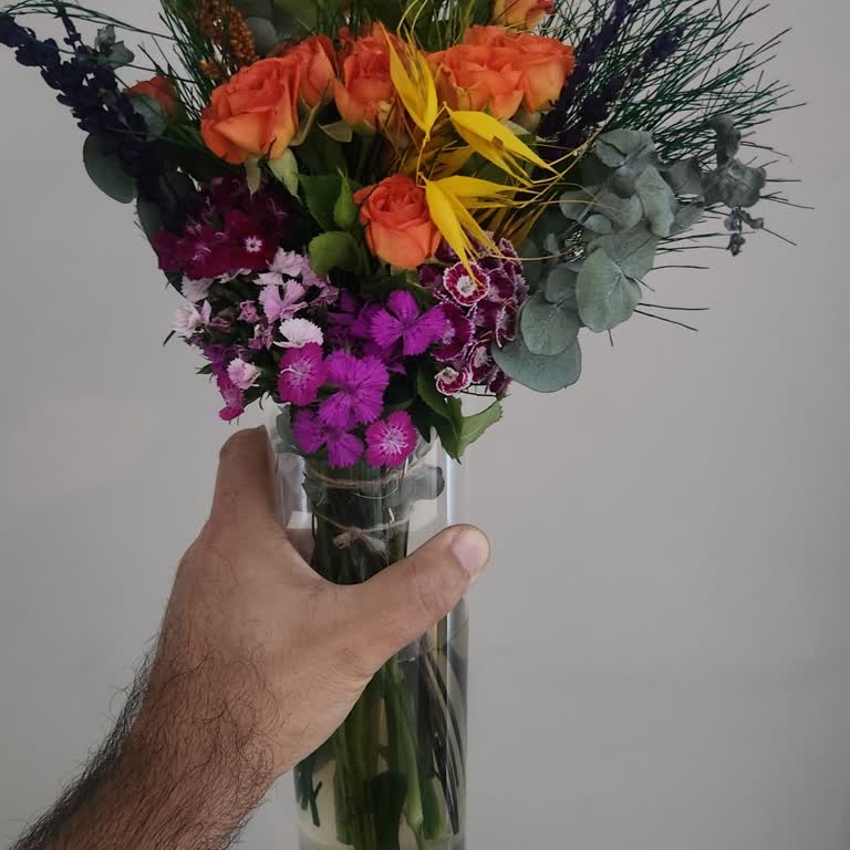 Sipariş Edilen Çiçek, Görseldeki Ürünle Uyuşmuyor Ve Hayal Kırıklığı Yarattı